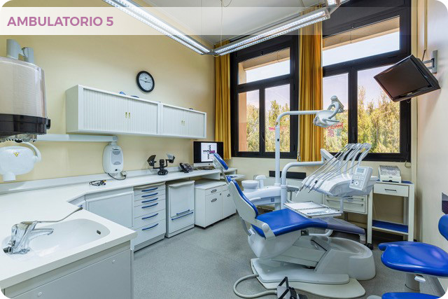 AMBULATORIO 5 - dedicato all’ortodonzia e alle sedute di igiene orale professionale